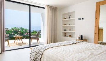Resa estates huis kopen Ibiza es cubells villa bedroom 1.jpg
